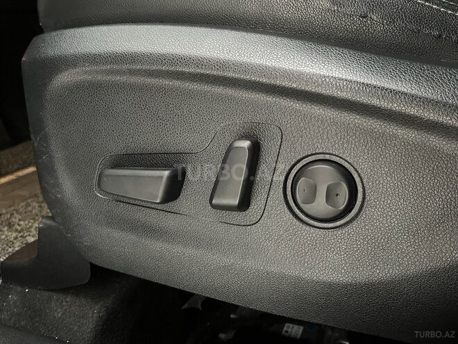 Kia Sorento-23