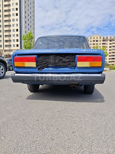LADA (VAZ) 2107-2