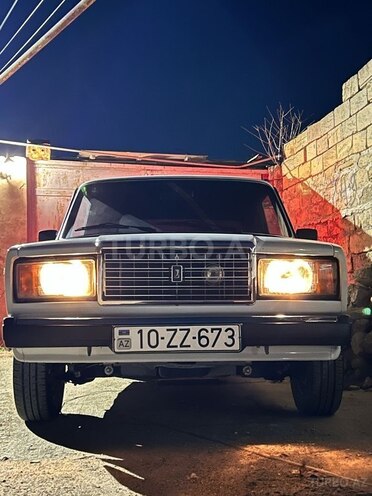LADA (VAZ) 2107-1