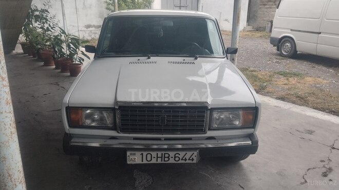 LADA (VAZ) 2107-1