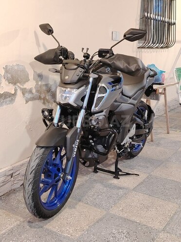 Yamaha FZ-S FI Deluxe-8