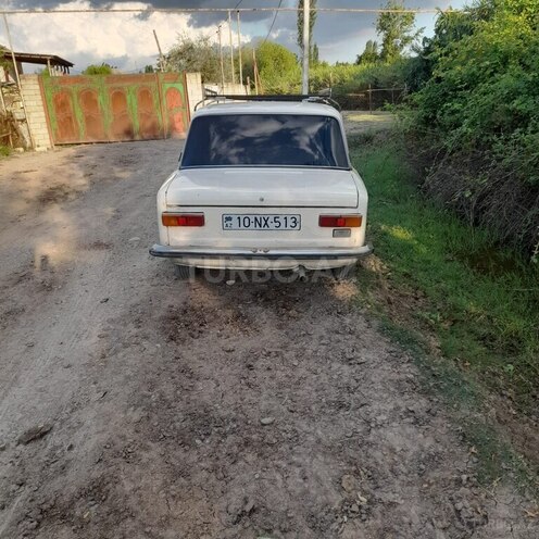 LADA (VAZ) 21011-2