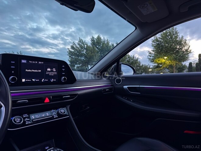 Hyundai Sonata-18