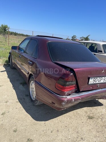 Mercedes C 180-8