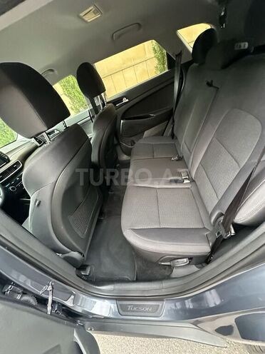 Hyundai Tucson-9