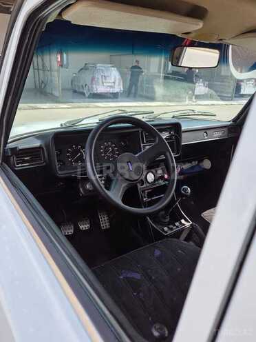 LADA (VAZ) 2107-2