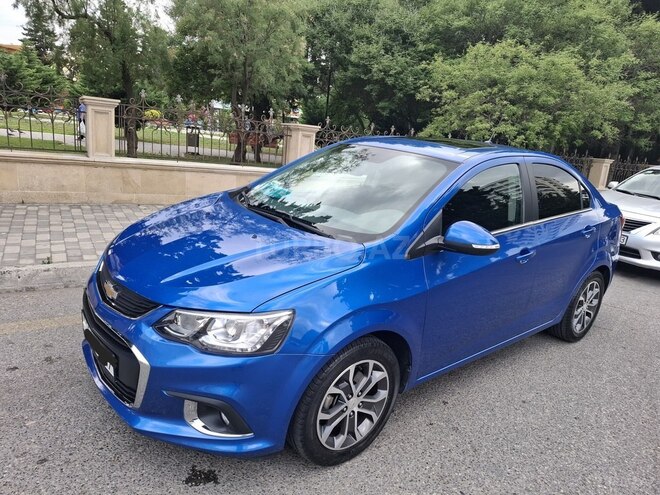 Chevrolet Aveo-3