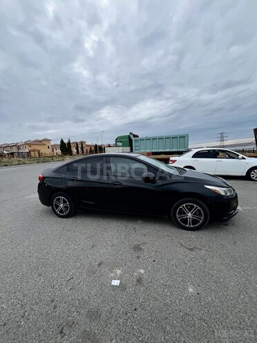 Chevrolet Cruze-12