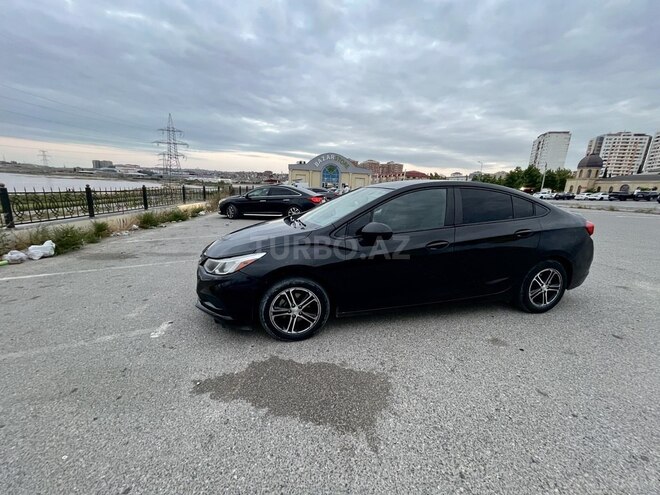 Chevrolet Cruze-11