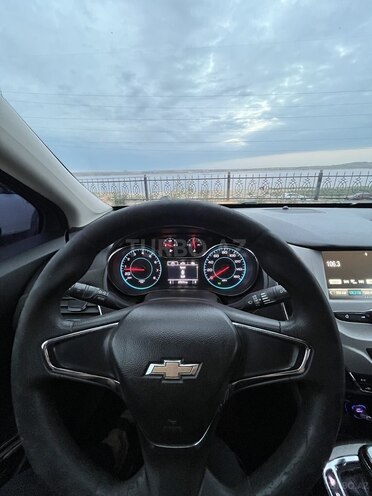Chevrolet Cruze-9
