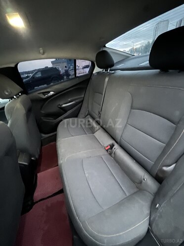 Chevrolet Cruze-5