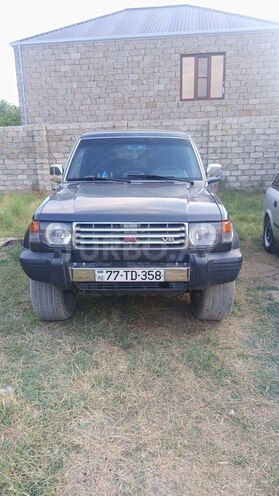 Mitsubishi Pajero-9