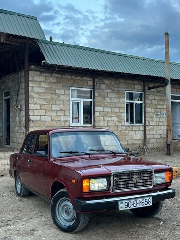 LADA (VAZ) 2107-1