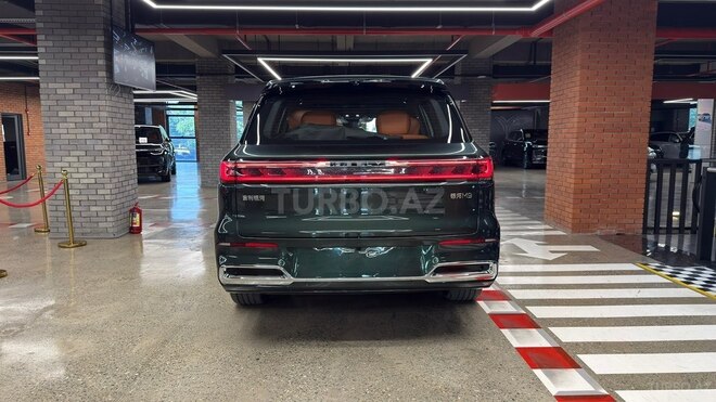 Geely Galaxy M9-6