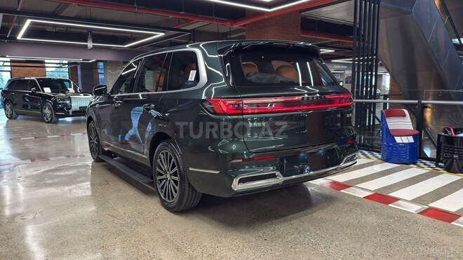 Geely Galaxy M9-7