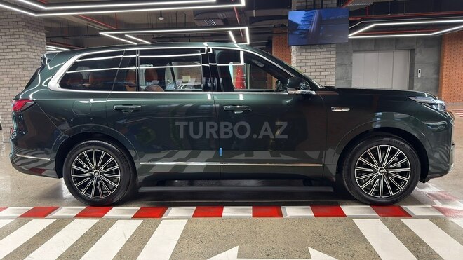 Geely Galaxy M9-4