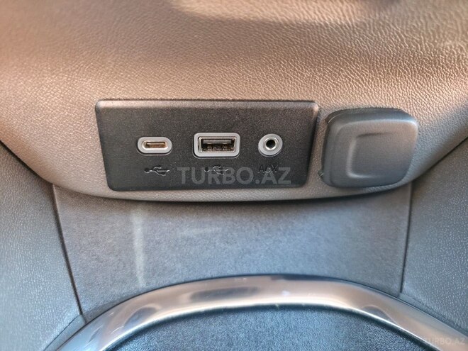 Chevrolet Malibu-12