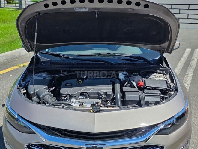Chevrolet Malibu-5
