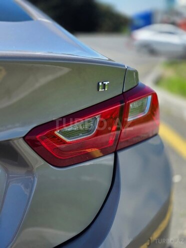 Chevrolet Malibu-4
