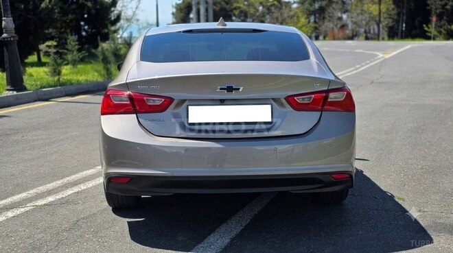 Chevrolet Malibu-2