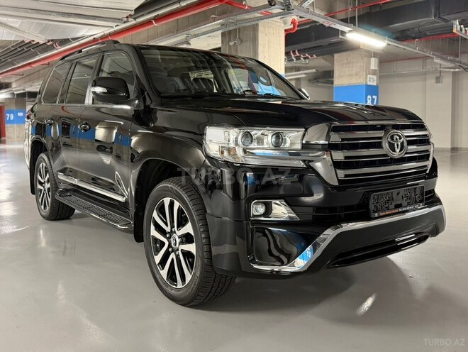 Toyota Land Cruiser-5