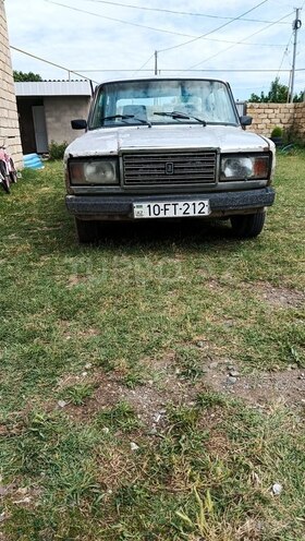 LADA (VAZ) 2107-1