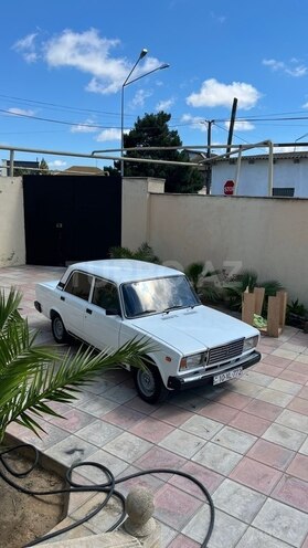 LADA (VAZ) 2107-1