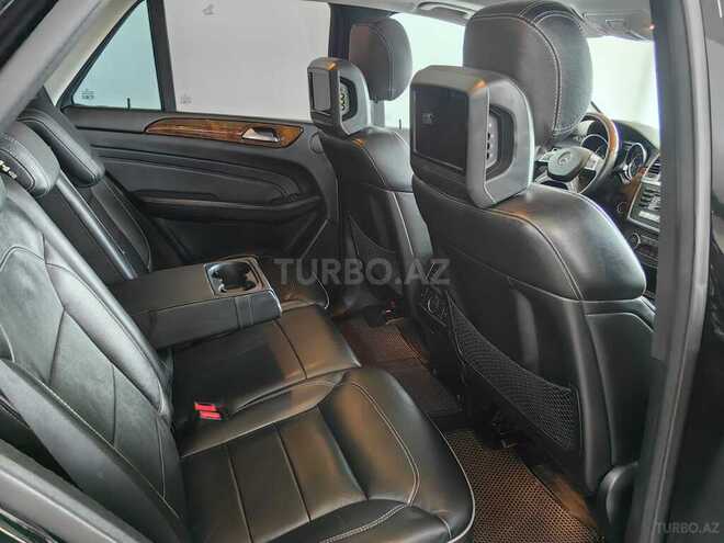 Mercedes ML 350 4MATIC-21