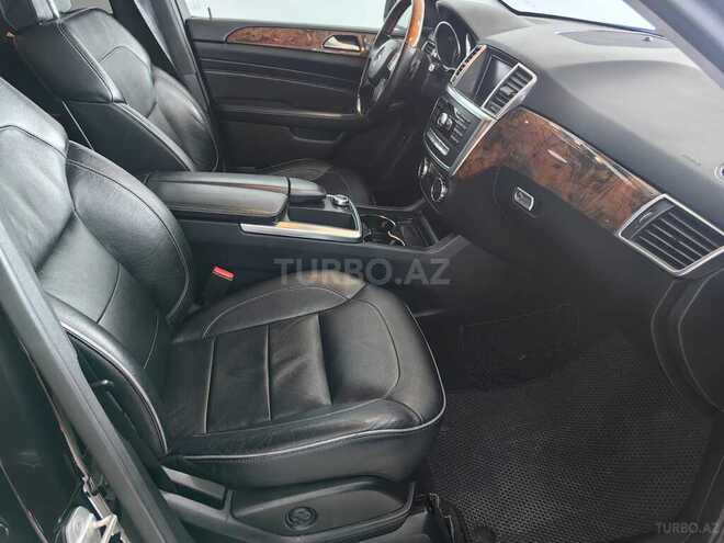 Mercedes ML 350 4MATIC-24