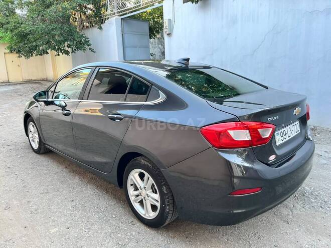 Chevrolet Cruze-6