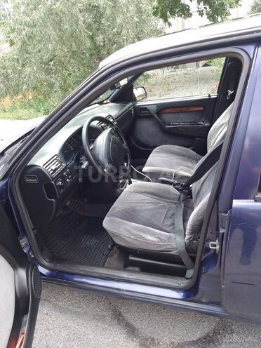 Opel Vectra-7