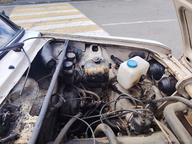LADA (VAZ) 2106-7
