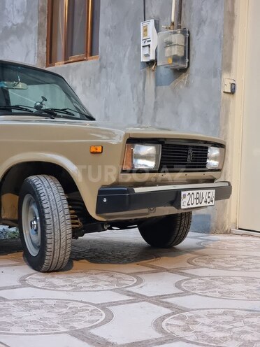 LADA (VAZ) 2107-5