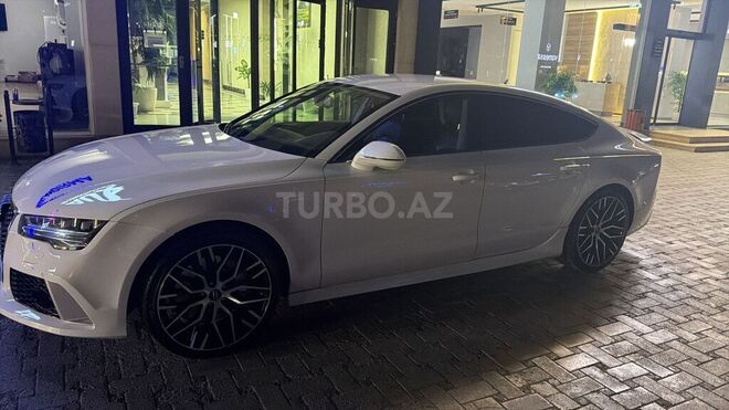 Audi A7-3