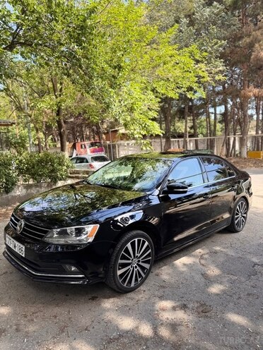 Volkswagen Jetta-8
