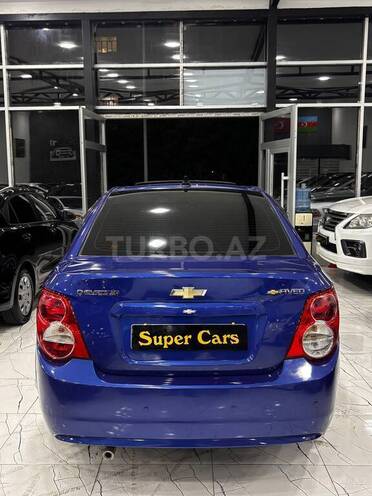 Chevrolet Aveo-6
