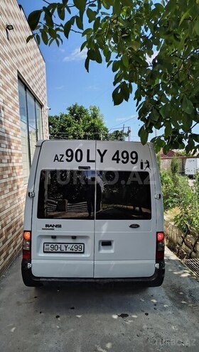 Ford Transit-2