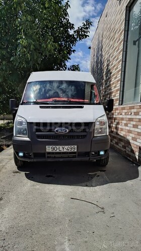 Ford Transit-1