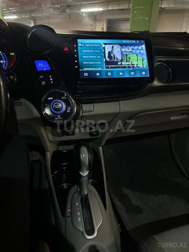 Honda Insight-16