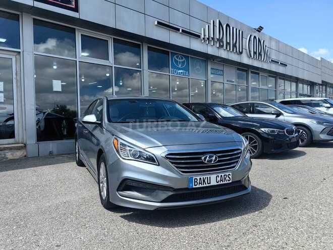 Hyundai Sonata-1