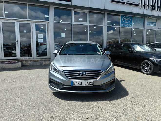 Hyundai Sonata-6