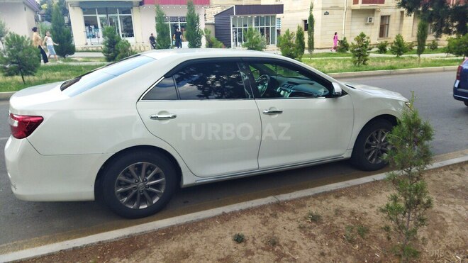 Toyota Camry-6