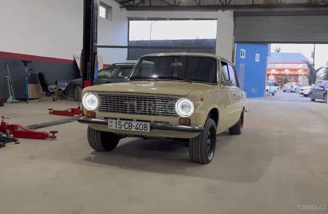 LADA (VAZ) 21013-12