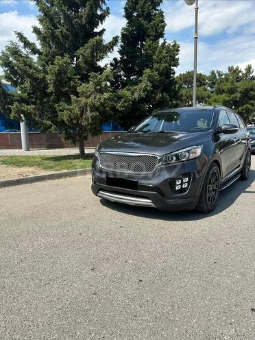 Kia Sorento-1