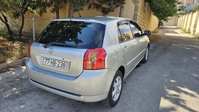 Toyota Corolla-13