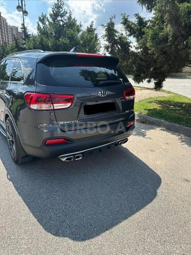 Kia Sorento-9