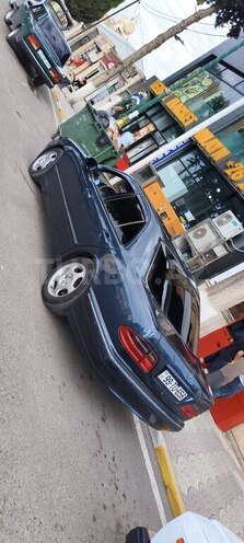 Mercedes E 220-4