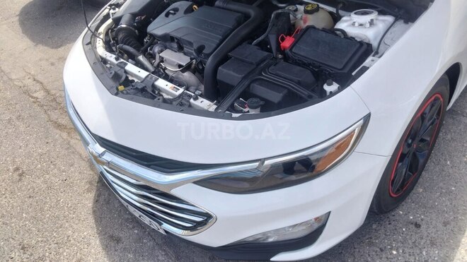 Chevrolet Malibu-8