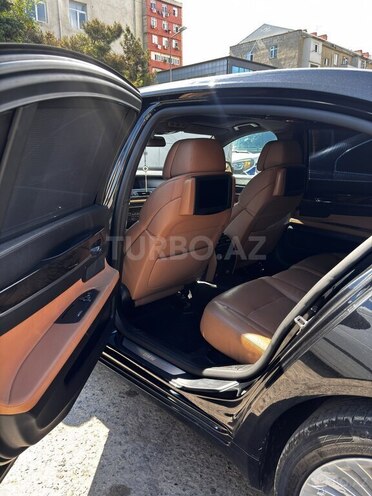 BMW 750-4