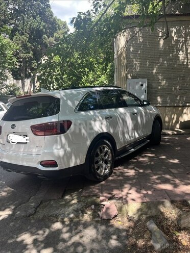 Kia Sorento-17